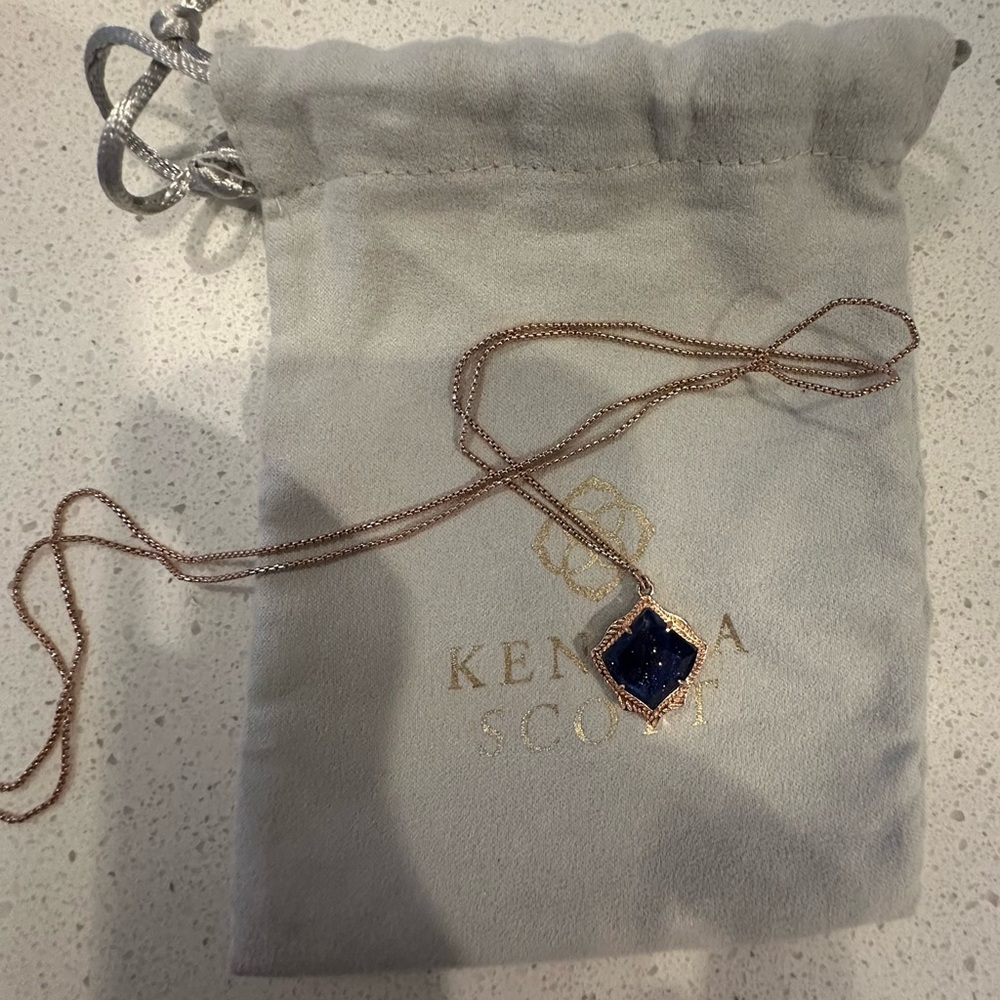 Kendra Scott necklace - Picture 4 of 5